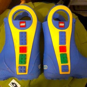 Final price!!Crocs rain boots blue with lego design